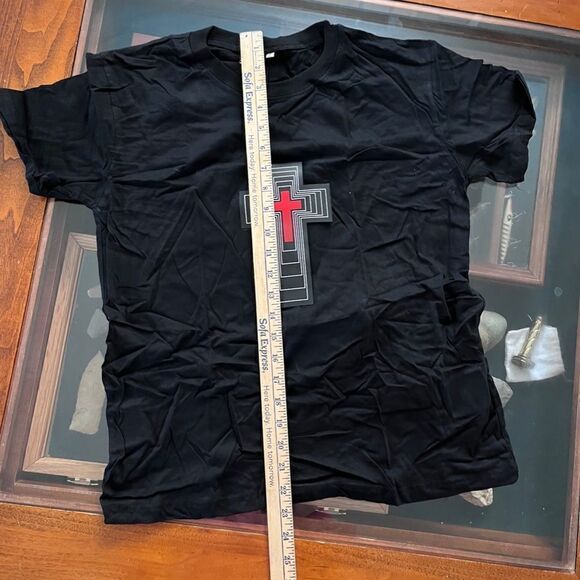 NEW UNISEX Sound Activated LED T-Shirt Light Up Flashing T-Shirt CROSS LARGE - Picture 10 of 11